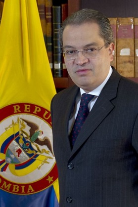 Fernando Carrillo Flórez